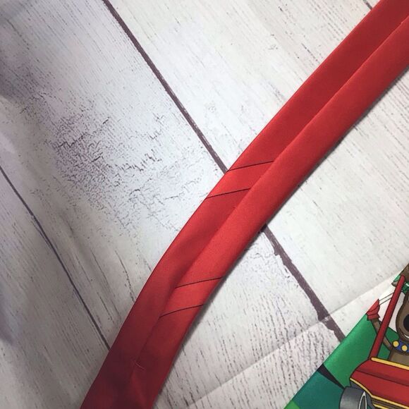 Vintage Hallmark Holiday Traditions Red Green Santa Reindeer Golf Tie - Picture 8 of 14